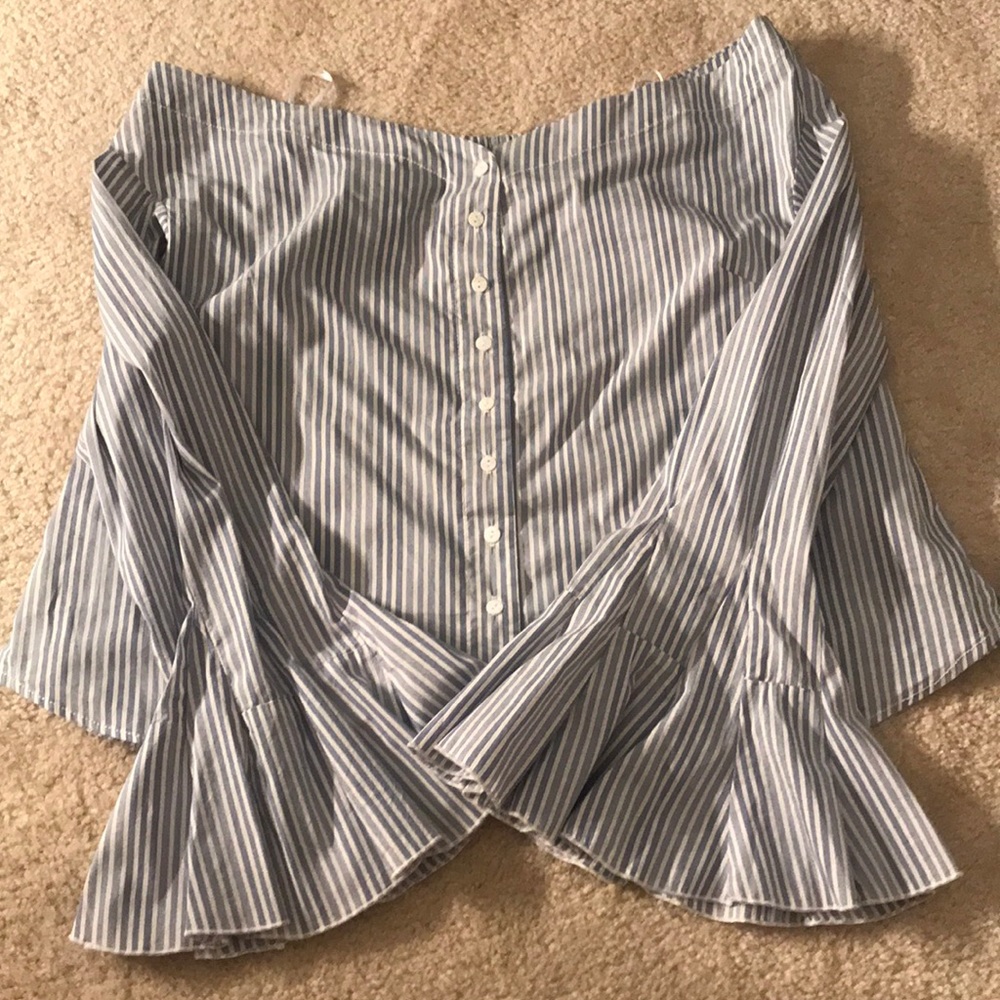 Brand new Free People top with belled sleeves
